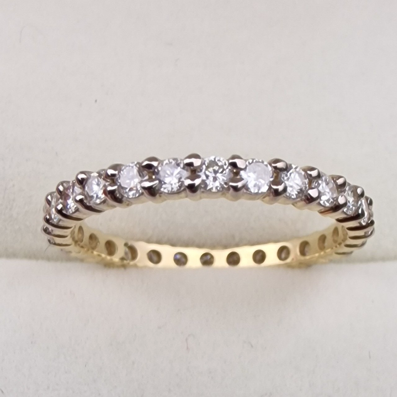 Кольцо Deimantas 99251532 16,5р 1,35гр 0,76ct. купить,NaN