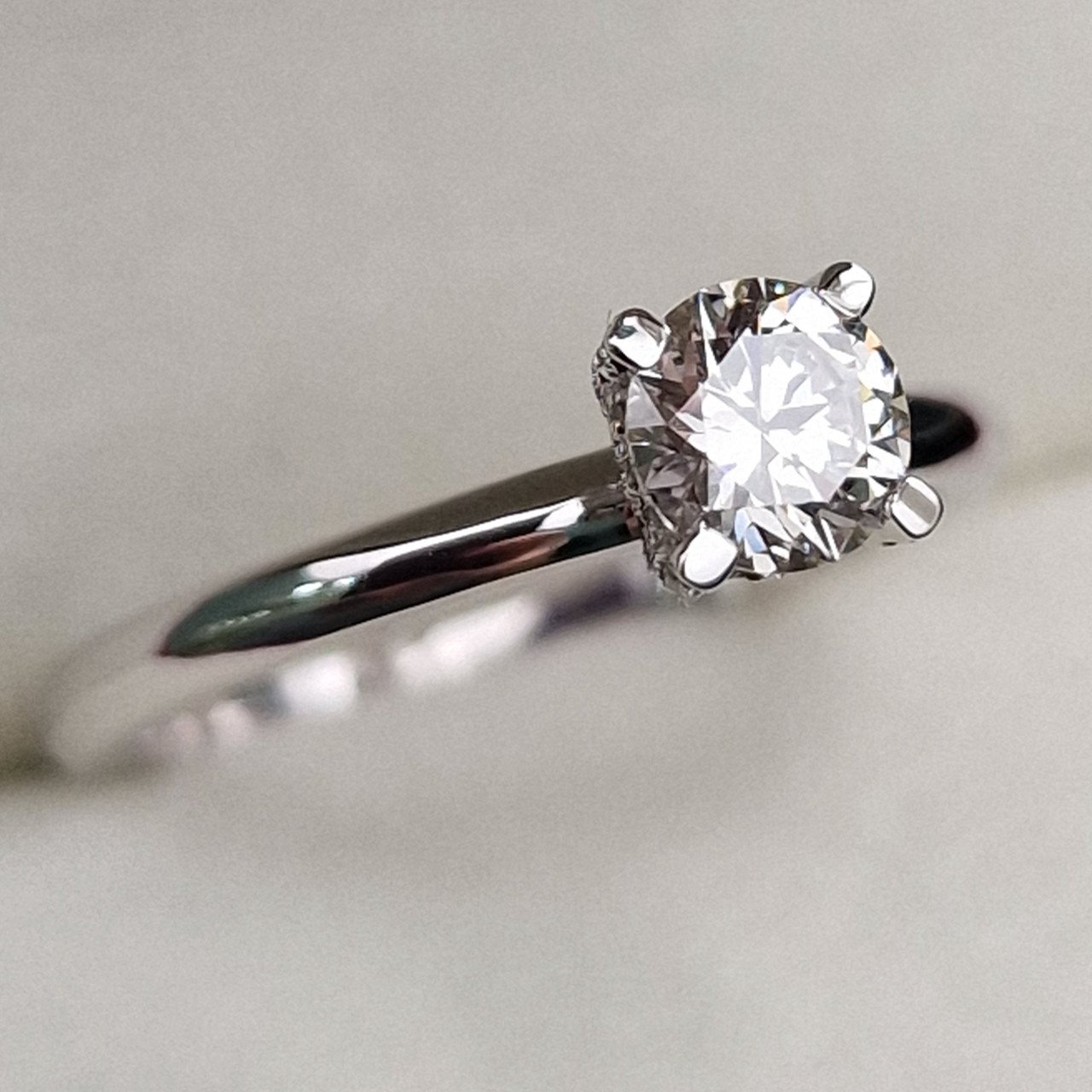 Кольцо Deimantas 99251566 16,5р 2,53гр 0,59ct. купить,NaN