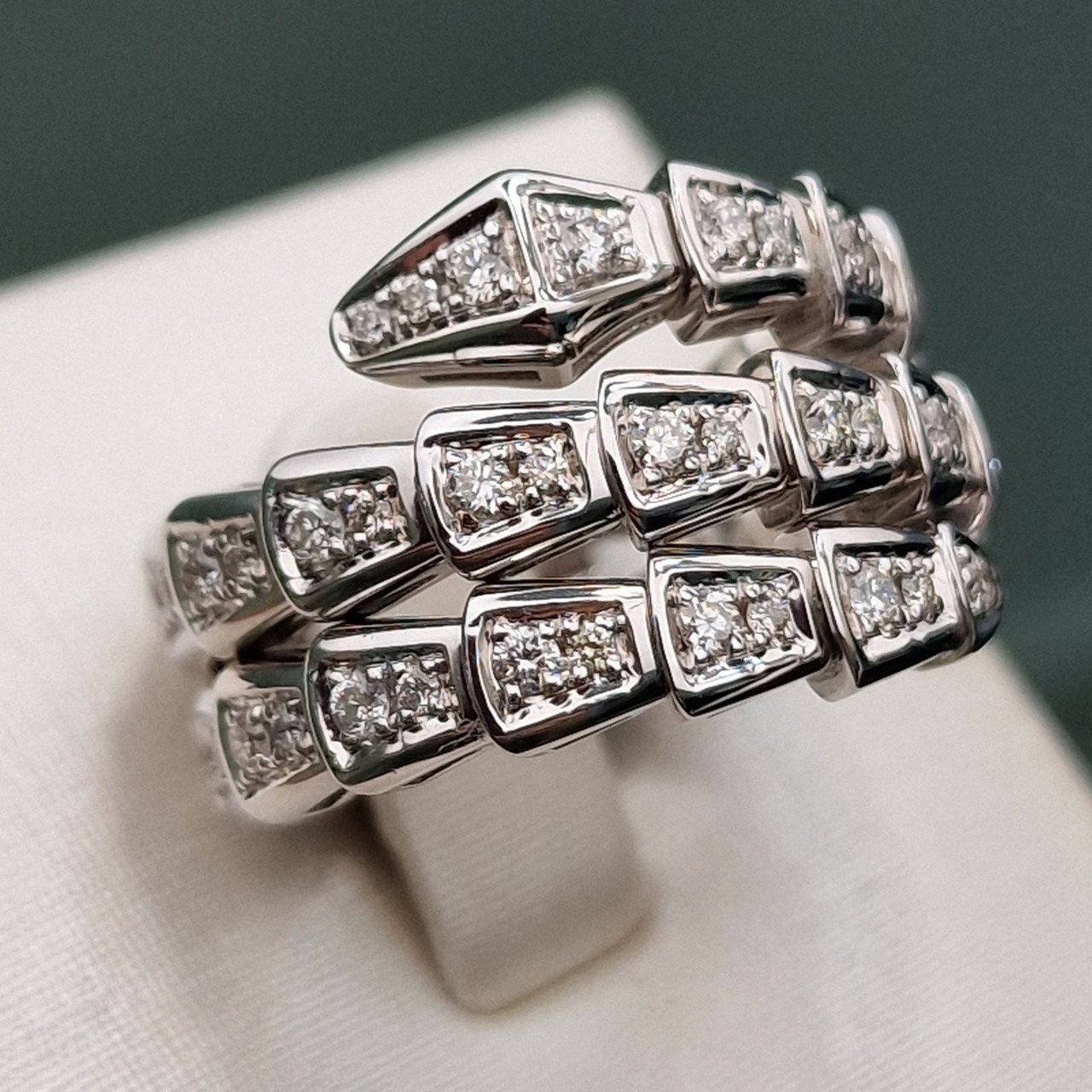 Кольцо Deimantas 99251746 17,5р 11,35гр 1,01ct. купить,NaN