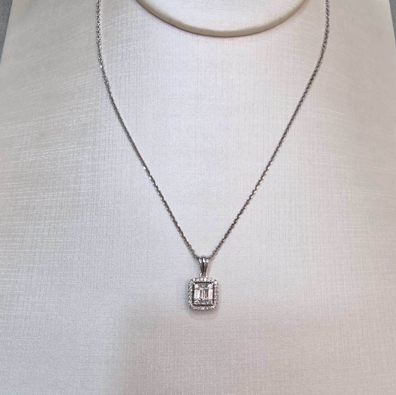 Кулон Deimantas 99252426 1,1гр 0,40ct. купить,NaN
