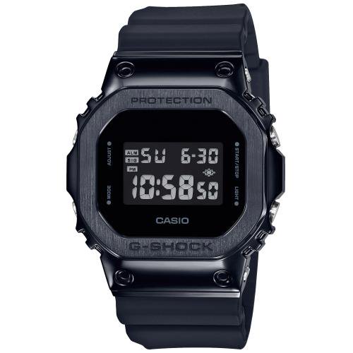 Часы Casio GM-5600B-1DR купить,NaN