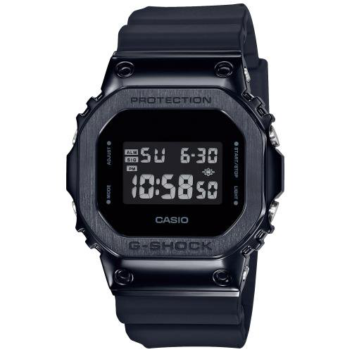 Часы Casio GM-5600B-1DR купить,NaN