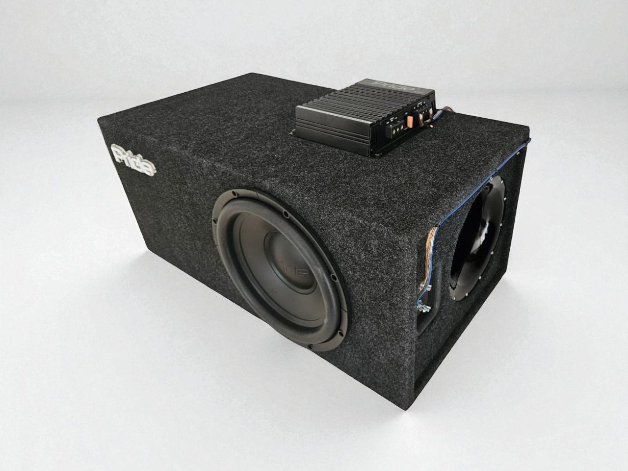Сабвуфер PRIDE Pride S4 12D2 + моноблок Pride Uno в корпусе из фанеры