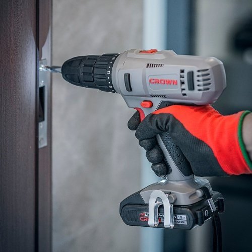 CROWN дрель-шуруповерт CT21056L-1.5 BMC купить,NaN