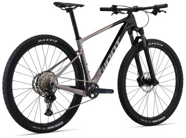 Велосипед Giant 11190051 29 дюйм 2024 черный