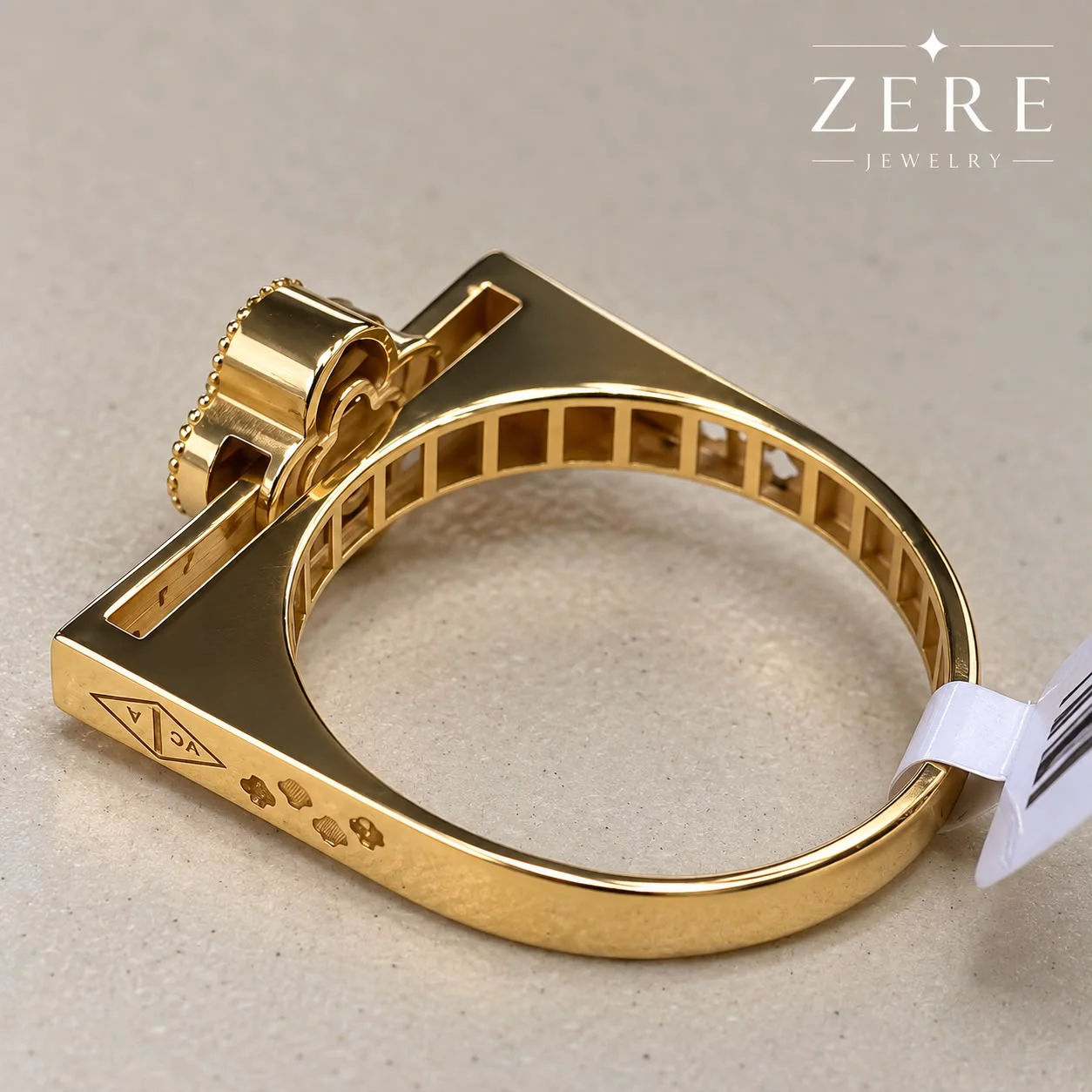 Кольцо Zere ZR30092612 1.86гр 18.5р  купить,139500