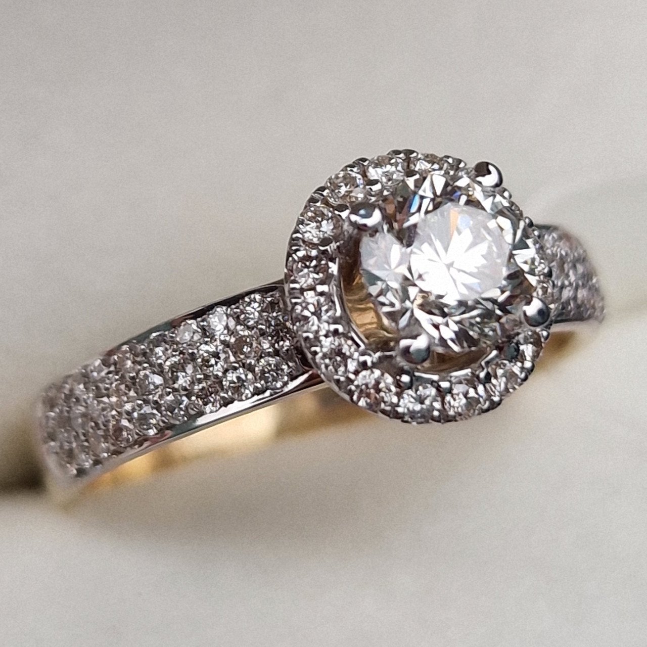Кольцо Deimantas 99709785 18р 3,61гр 1,12ct. купить,NaN