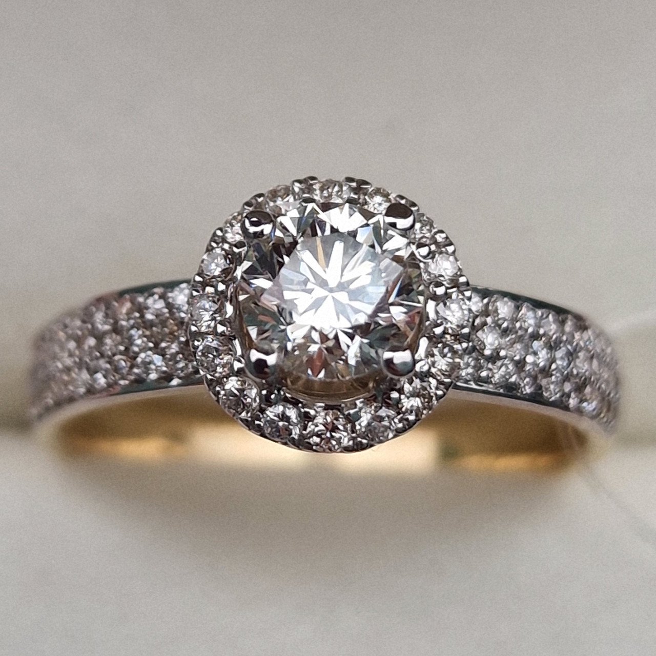 Кольцо Deimantas 99709785 18р 3,61гр 1,12ct. купить,NaN