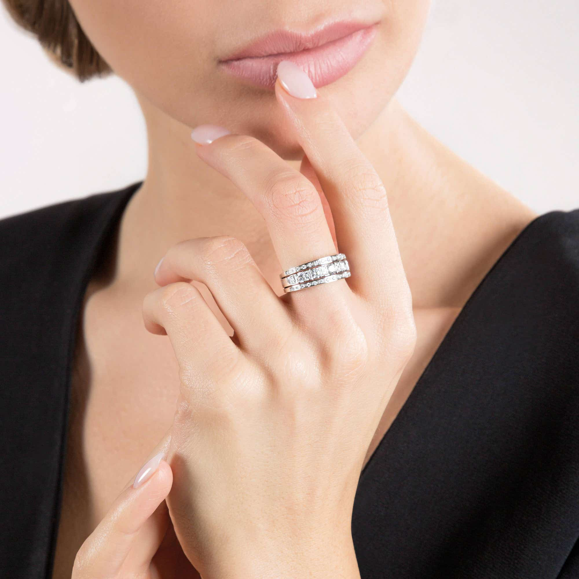 Кольцо Damiani 20049781 16.8р 0.786крт купить,4470000