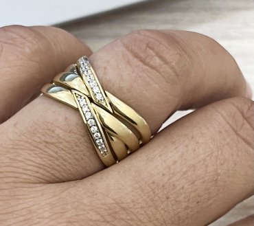 Кольцо Exclusive Gold 866787 19р 4.7гр купить,NaN