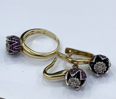 Комплект Exclusive Gold 114597 вес 11.48 г золото, бриллиант, гранат купить,NaN