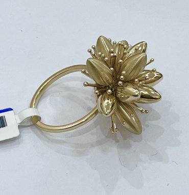 Кольцо Exclusive Gold 8668888 размер 18 вес 10.5 г золото, без вставок купить,NaN