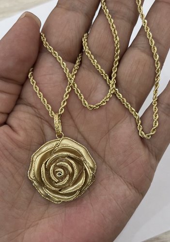 Подвеска Exclusive Gold Fioro Doro вес 7.47 г золото, без вставок купить,NaN