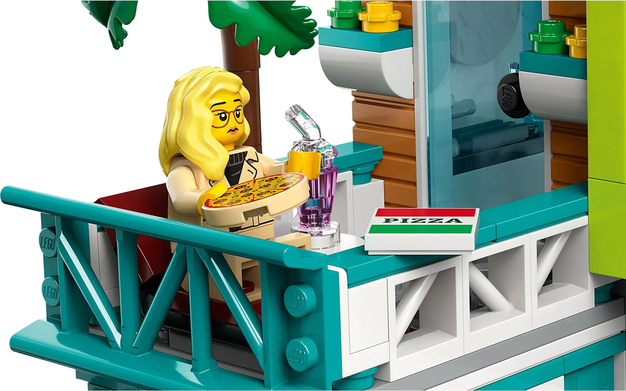 Конструктор LEGO Город Городской центр 60380