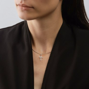 Крестик LUXOR JEWELRY 1030840-3 вес 0.7 г золото, бриллиант купить,NaN