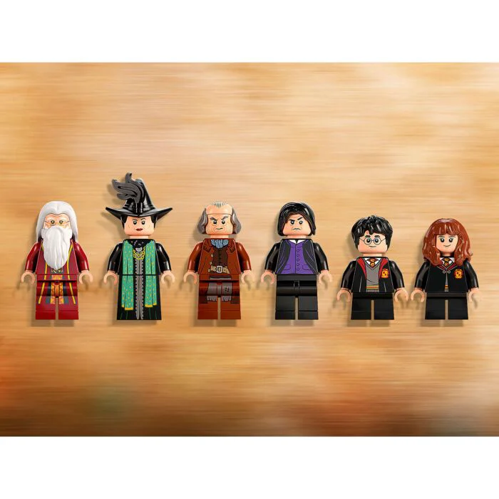 Конструктор LEGO Гарри Поттер Хогвартс: кабинет Дамблдора 76402