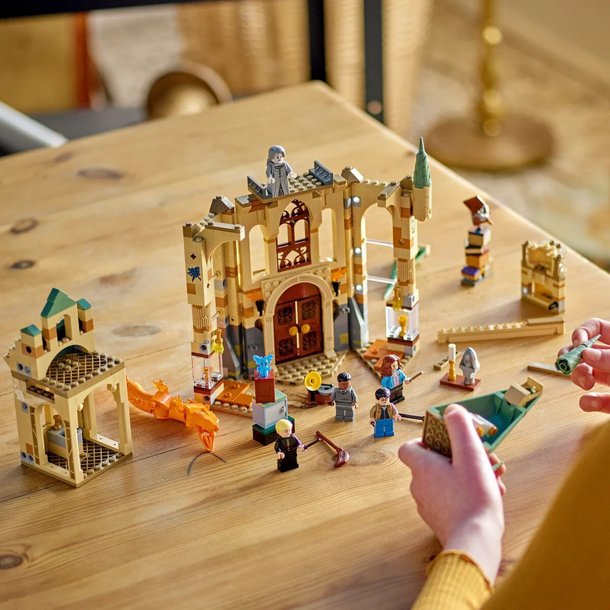 Конструктор LEGO Гарри Поттер Выручай-комната 76413