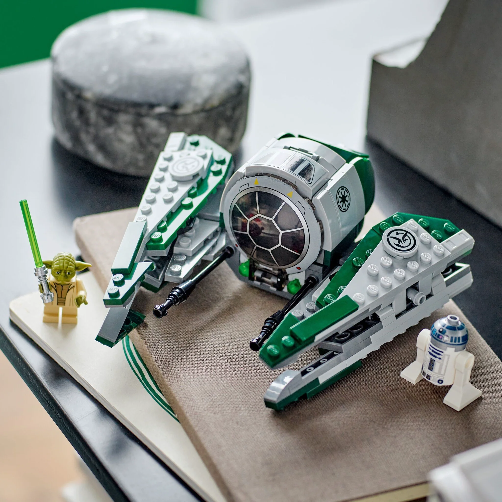 Конструктор LEGO Звездные войны Джедайский истребитель Йоды 75360 купить,NaN