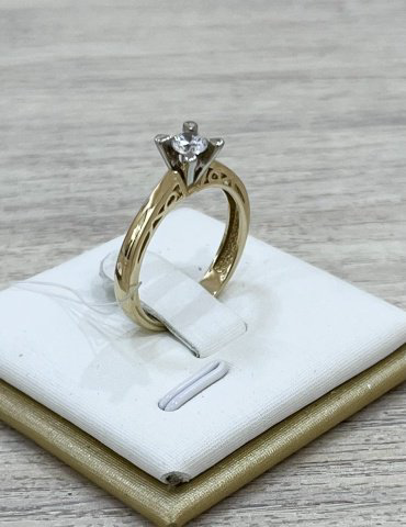 Комплект Кубачи 86678 вес 6.6 г золото, фианит купить,NaN