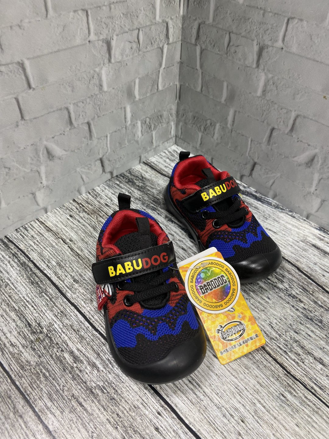 Кроссовки BABODOG красный, черный купить,NaN