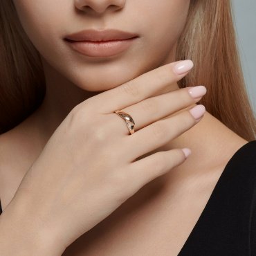 Кольцо Diamant 51-110-02233-1 размер 17 вес 1.57 г золото, без вставок купить,NaN