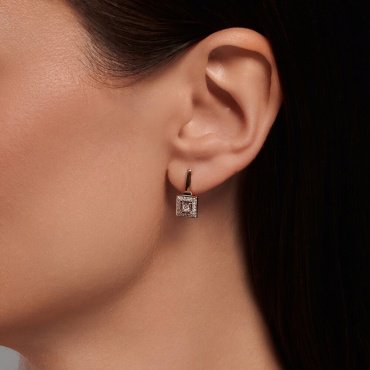 Серьги LUXOR JEWELRY LUXOR 1022131_3,24 вес 3.24 г золото, бриллиант купить,NaN