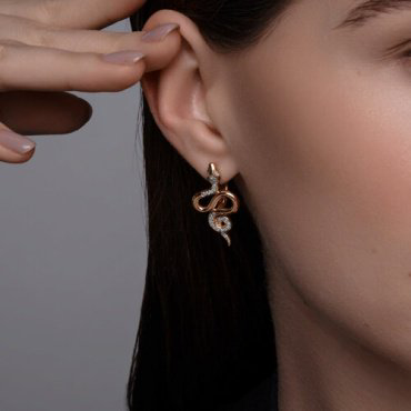 Серьги Diamant 51-220-02738-1 вес 4.87 г золото, бриллиант 119600941 купить,NaN