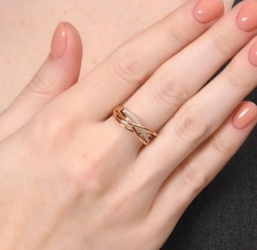 Кольцо Diamant 51-110-02597-1 размер 17 вес 2.37 г золото, фианит купить,NaN