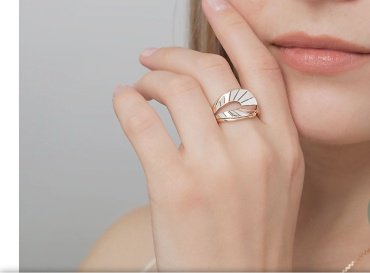 Кольцо PLATINA 01-5818-00-000-1111 размер 19 вес 3.06 г золото, без вставок купить,NaN