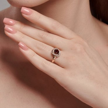 Кольцо Diamant 51-310-02281-2_18 размер 18 вес 2.68 г золото, гранат купить,NaN