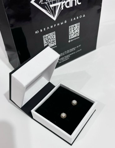 Пусеты Grant 9701777 вес 1.94 г золото, бриллиант 128878120 купить,NaN