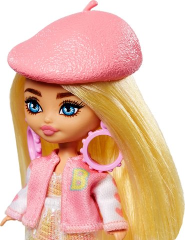 Кукла-модель BARBIE Мини в университетской куртке HLN480, 14 см