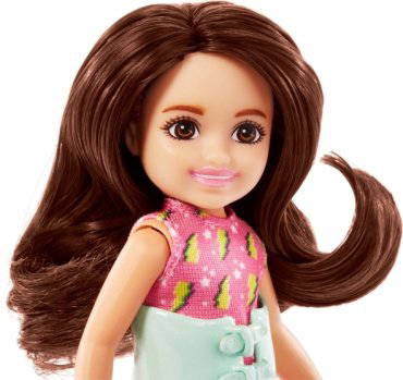 Кукла-модель BARBIE Челси с корсетом для сколиоза DWJ33/HKD90, 20 см
