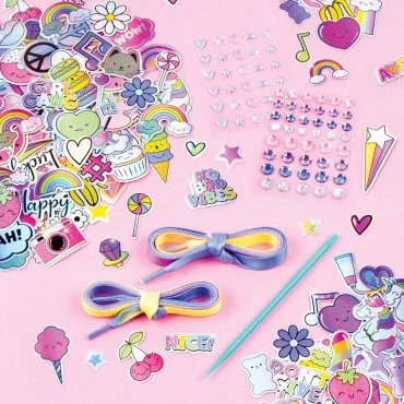 Набор для творчества Make It Real для обуви Sticker Chic: Rainbow Street Chic 1324MR, мультиколор