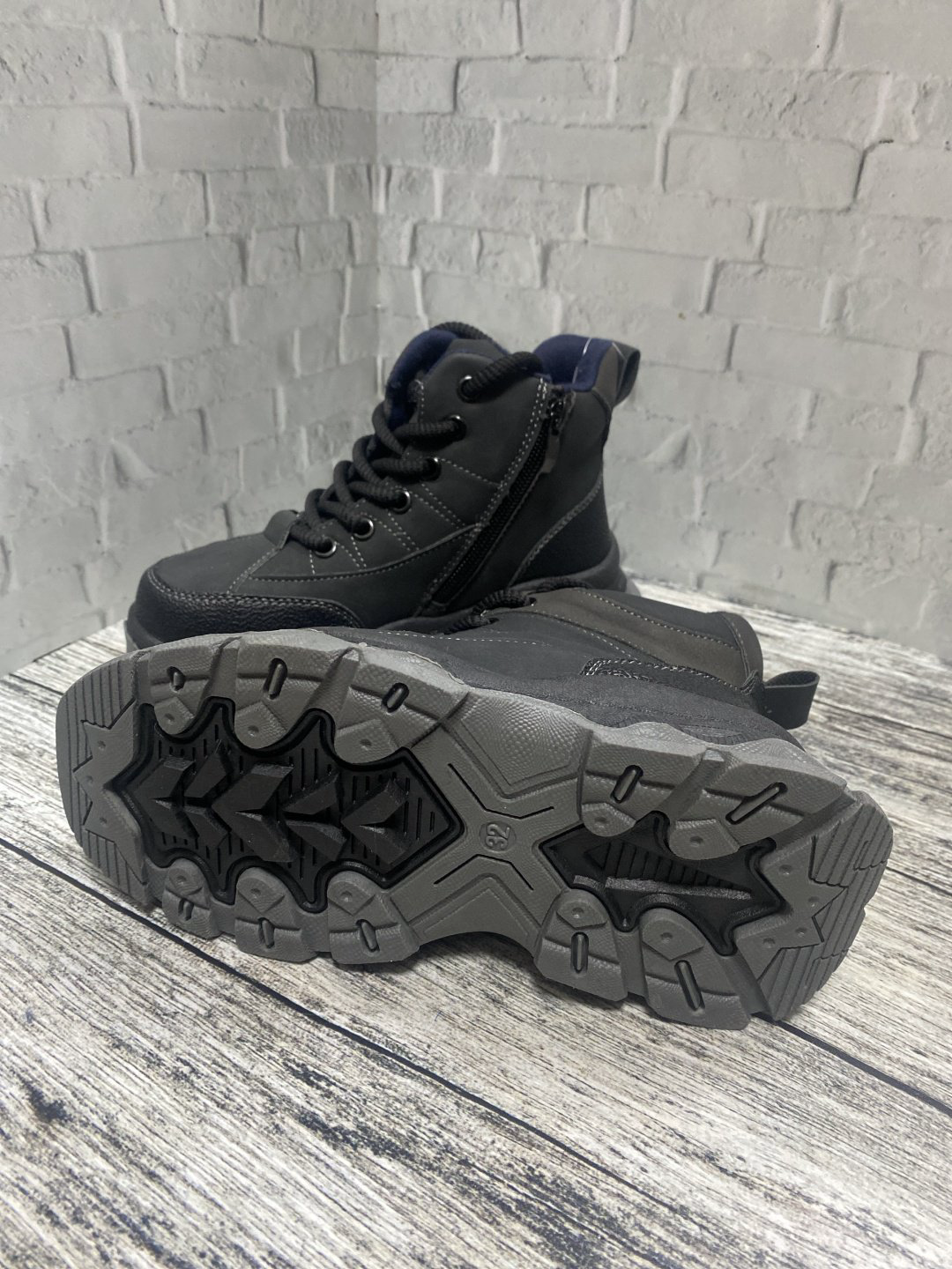 Ботинки Onsun черный купить,NaN