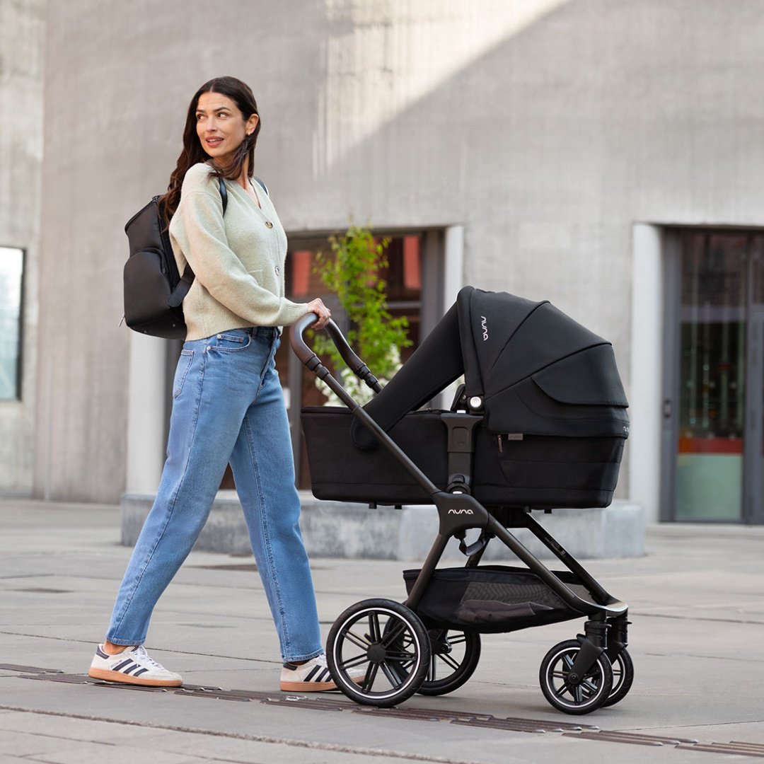 Коляска универсальная 2 в 1 Nuna Triv LX All-Season Set Caviar, черный - ForteMarket Коляска универсальная 2 в 1 Nuna Triv LX All-Season Set Caviar, черный купить,469900