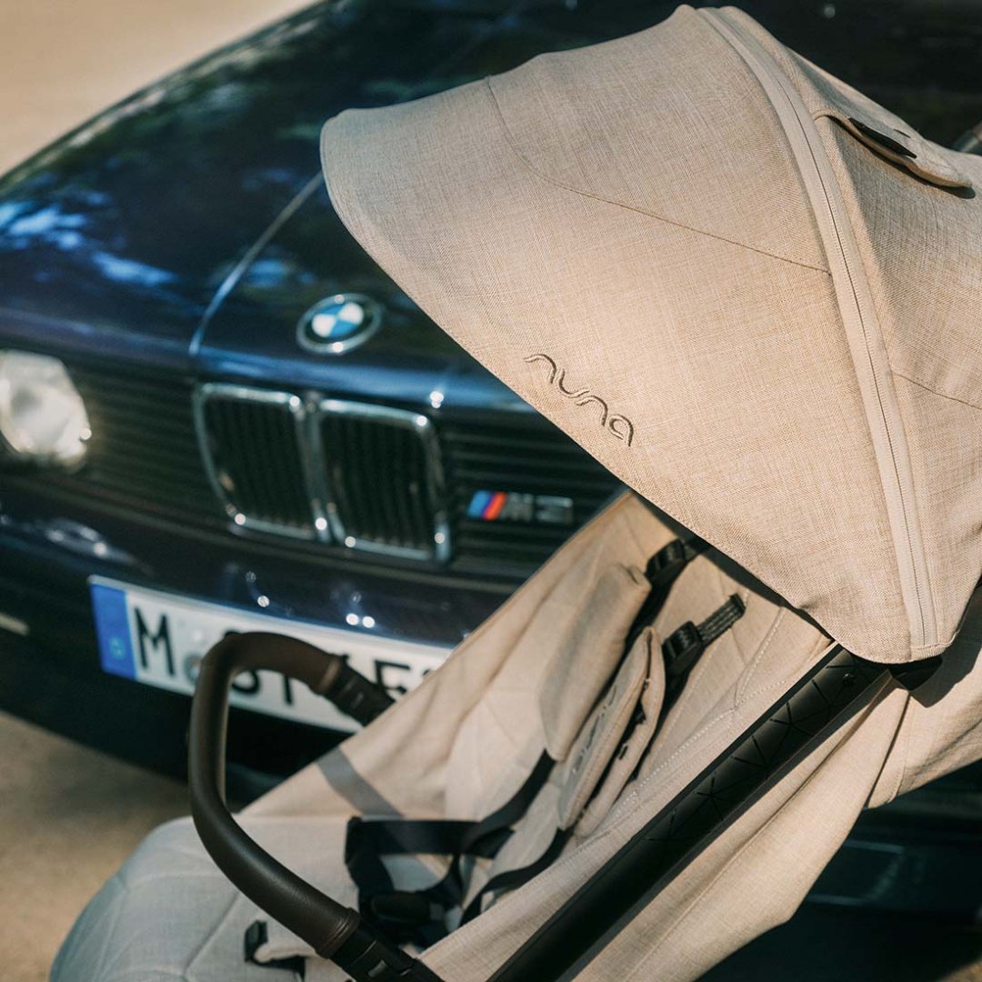 Коляска прогулочная Nuna TRVL LX BMW Mica, бежевый купить,229900