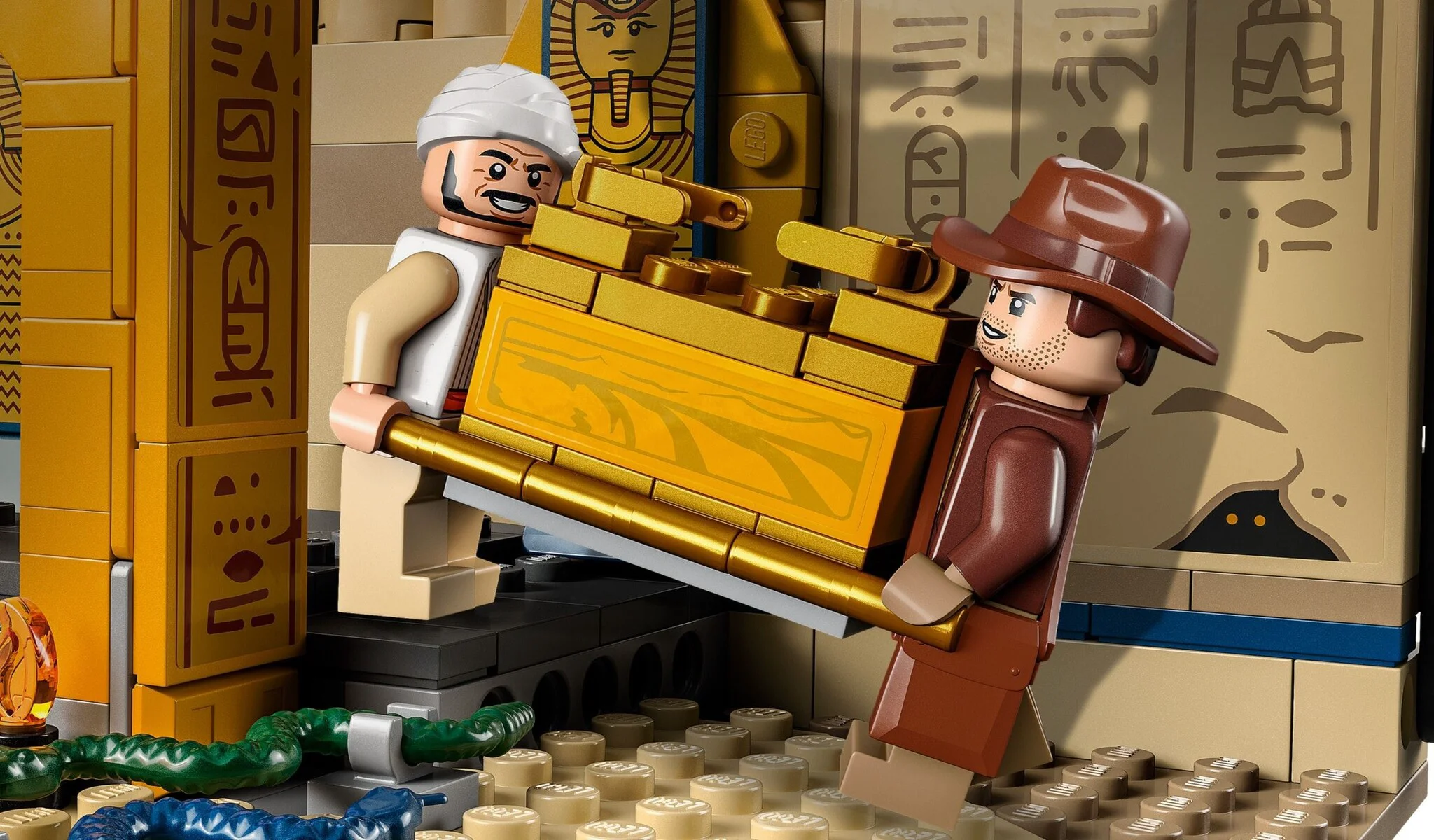 Конструктор LEGO Indiana Jones Побег из затерянной гробницы 77013
