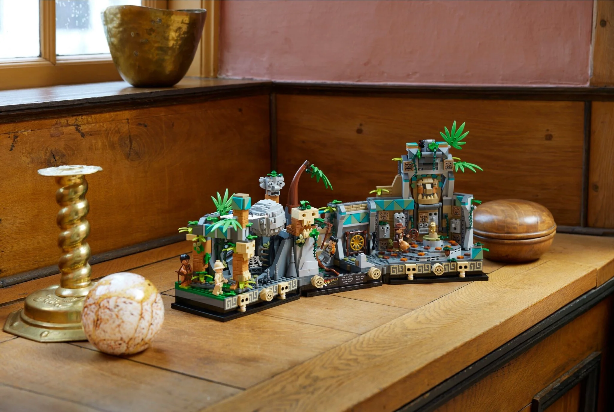 Конструктор LEGO Indiana Jones Храм золотого идола 77015 купить,0