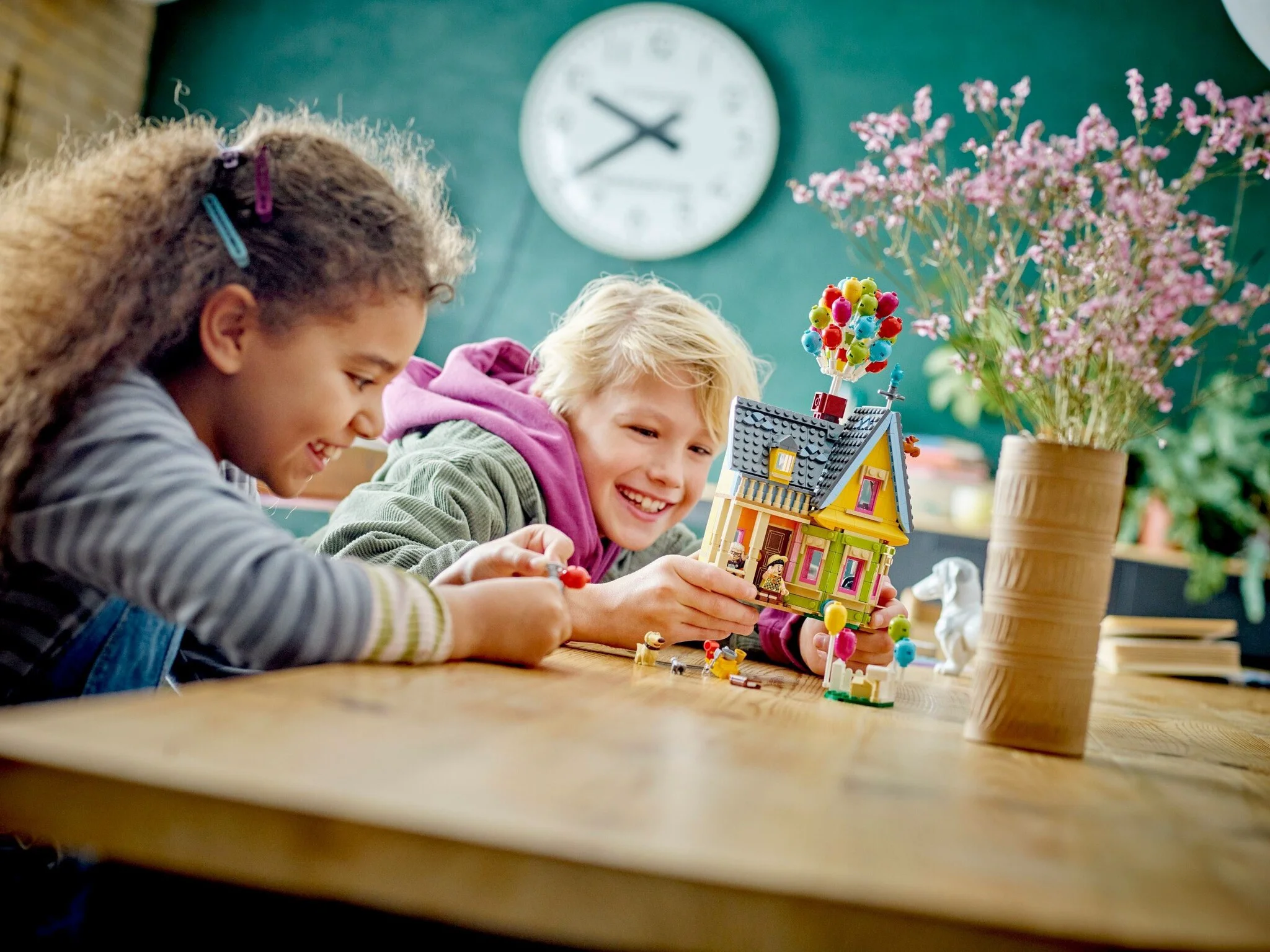 Конструктор LEGO Дисней Дом из мультфильма Вверх 43217 купить,NaN