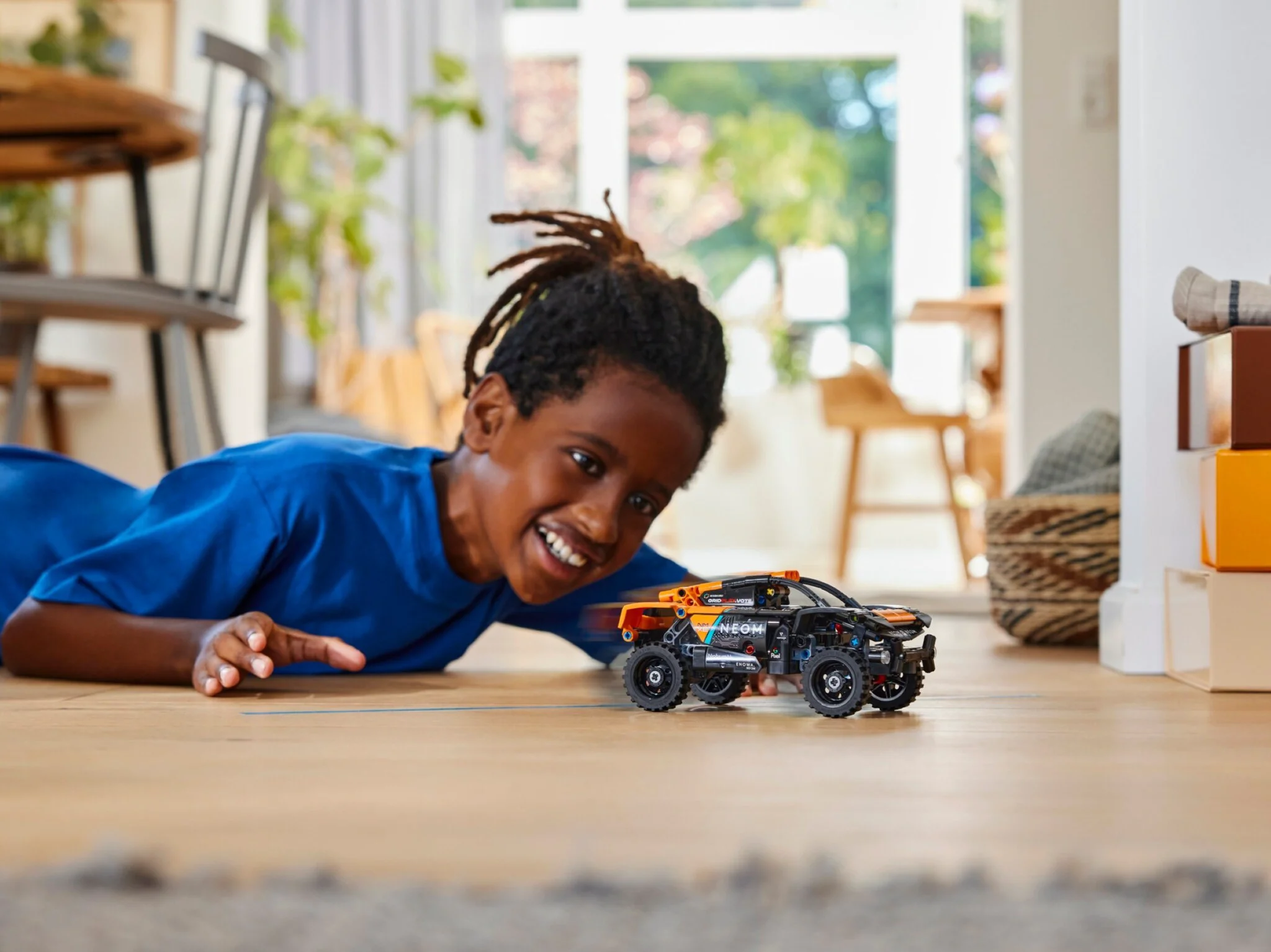 Конструктор LEGO Техник Гоночный автомобиль NEOM McLaren Extreme E 42166 купить,NaN