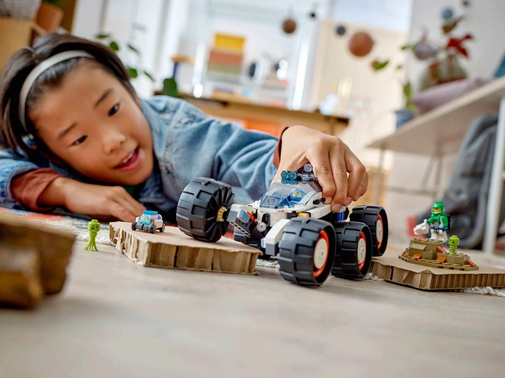 Конструктор LEGO Город Марсоход и инопланетная жизнь 60431 купить,NaN