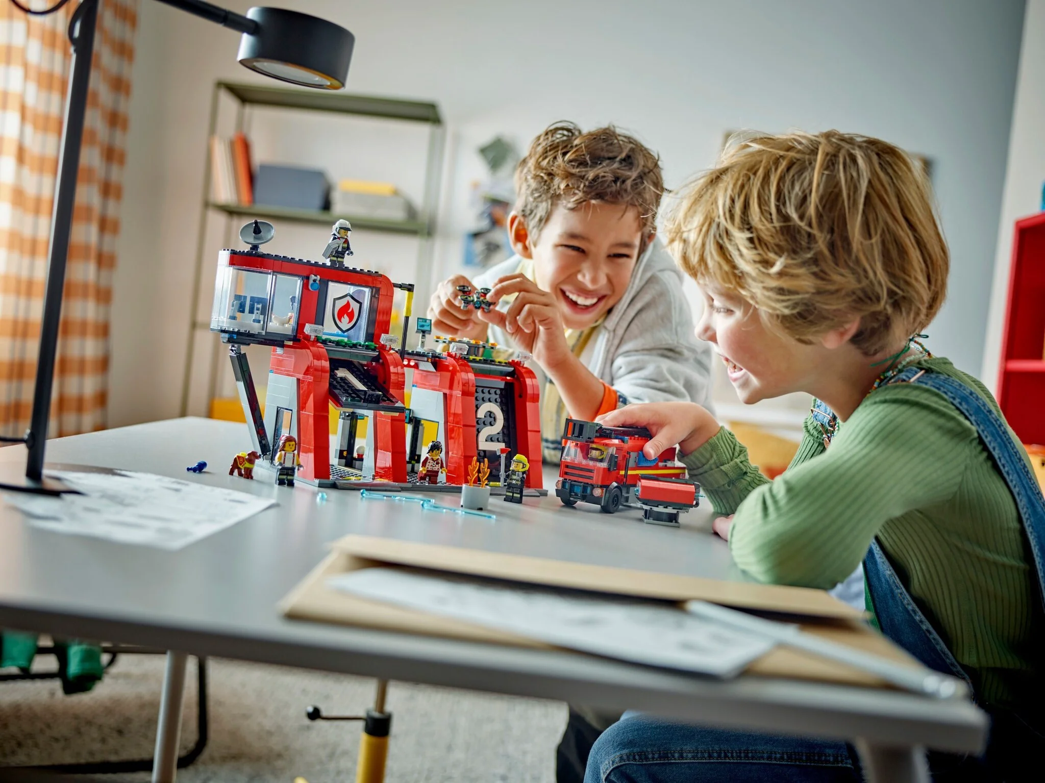 Конструктор LEGO Город Пожарная часть и пожарная машина 60414 купить,NaN