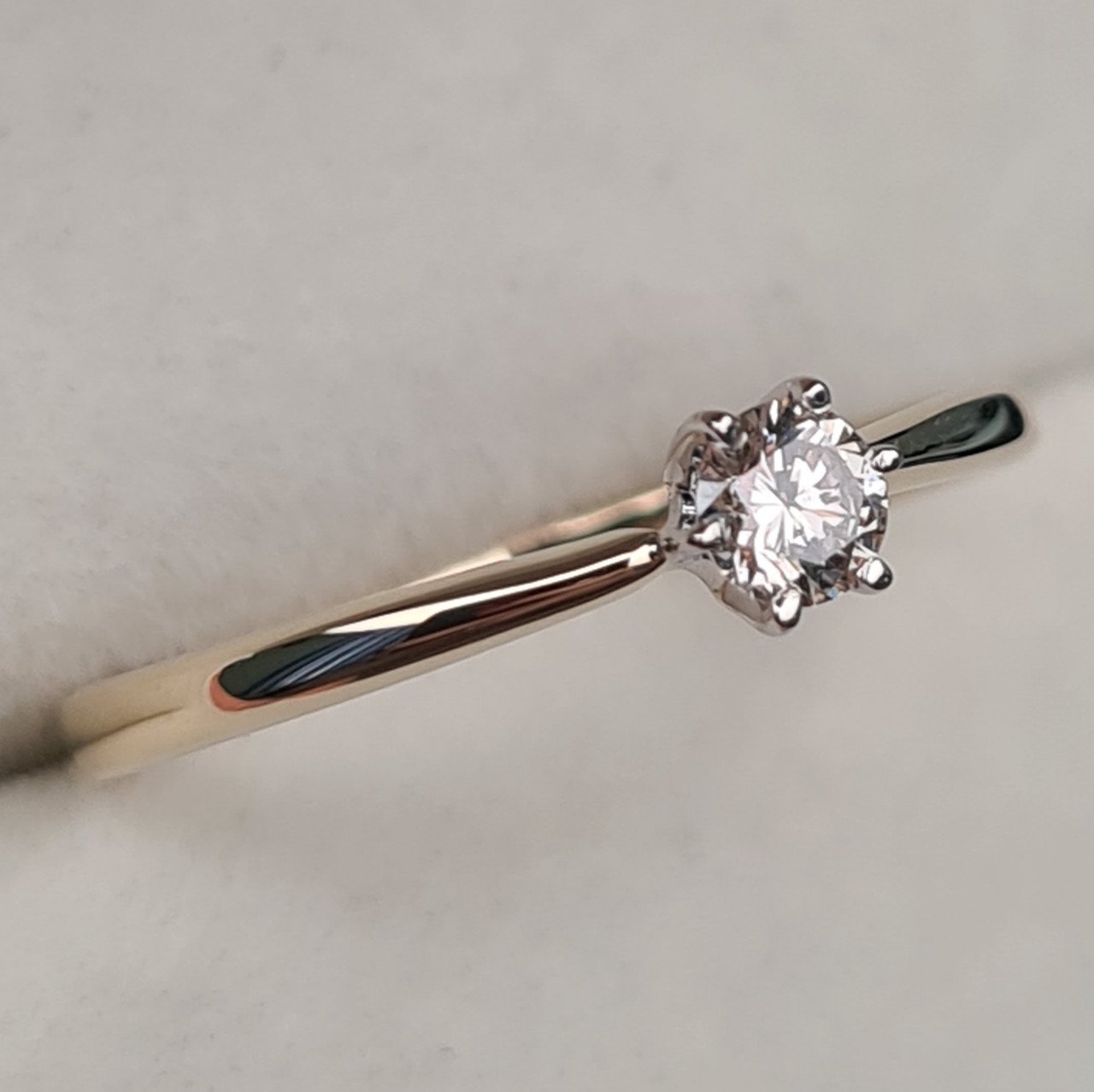 Кольцо Deimantas 98148671 15,5р 1гр 0,195ct. купить,NaN
