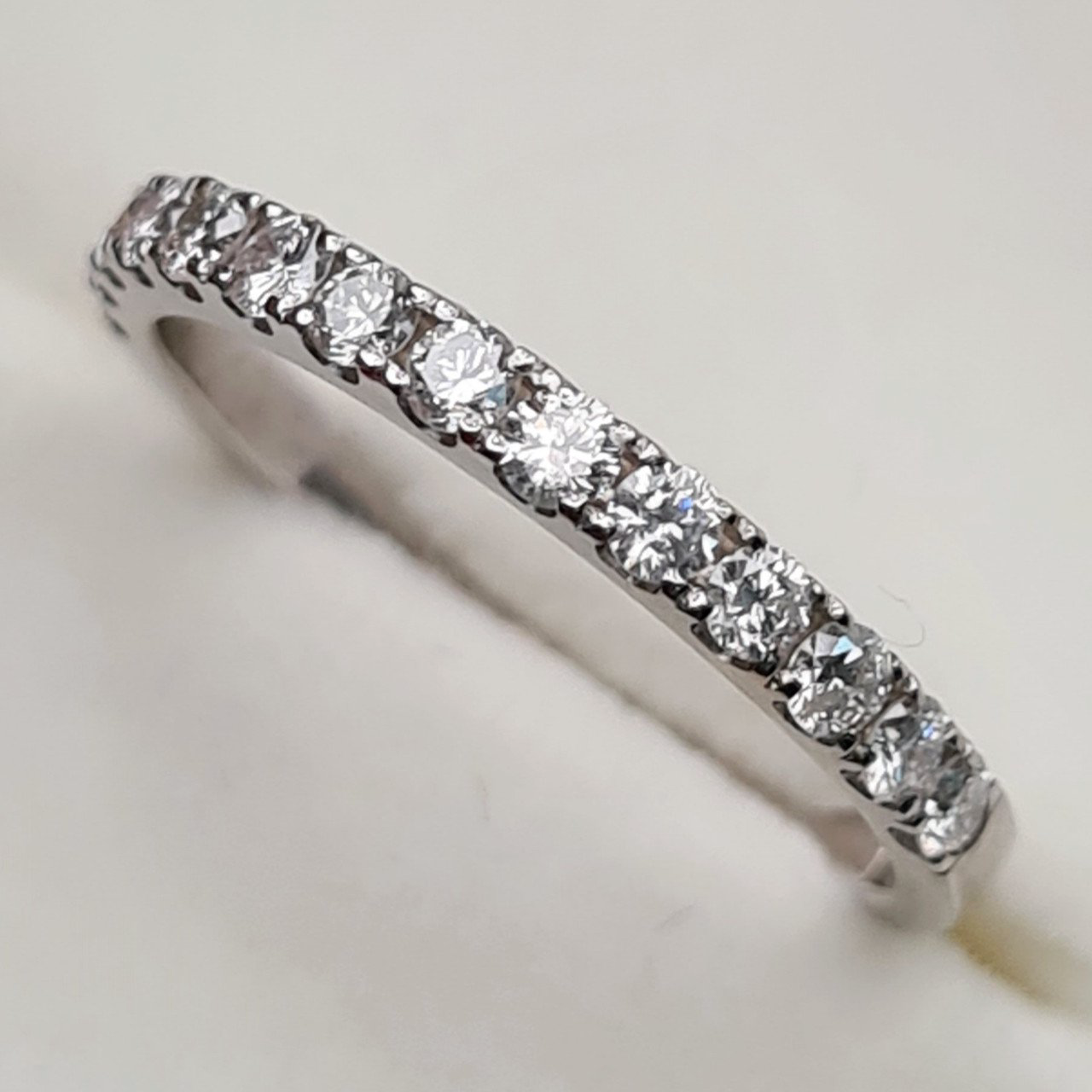 Кольцо Deimantas 99820295 16,5р 1,85гр 0,40ct. купить,NaN