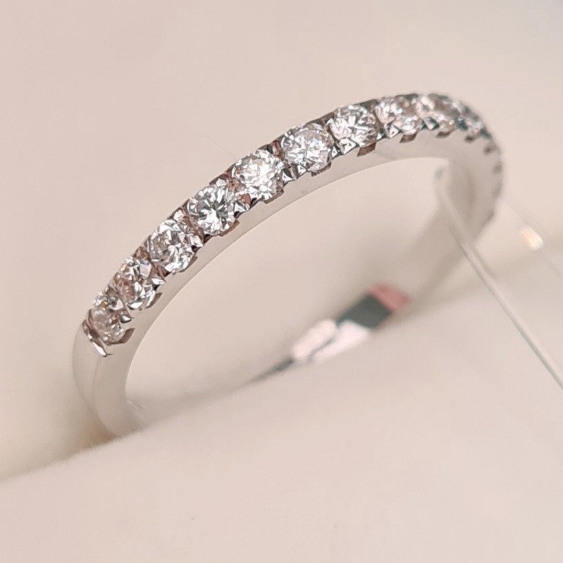 Кольцо Deimantas 99820301 16р 1,68гр 0,40ct. купить,NaN