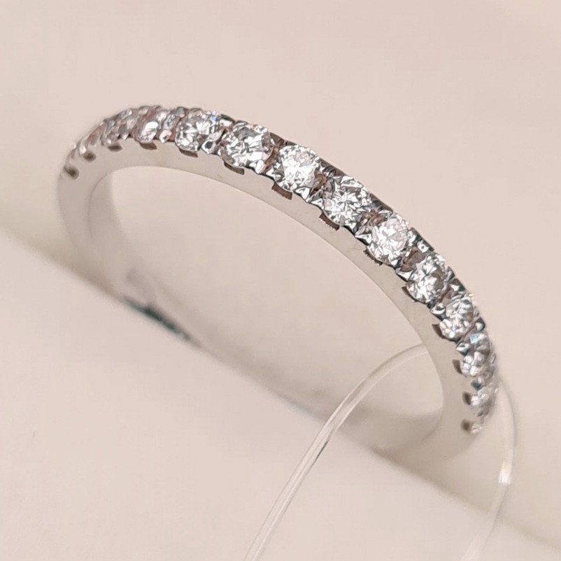 Кольцо Deimantas 99820416 16,5р 1,81гр 0,40ct. купить,NaN
