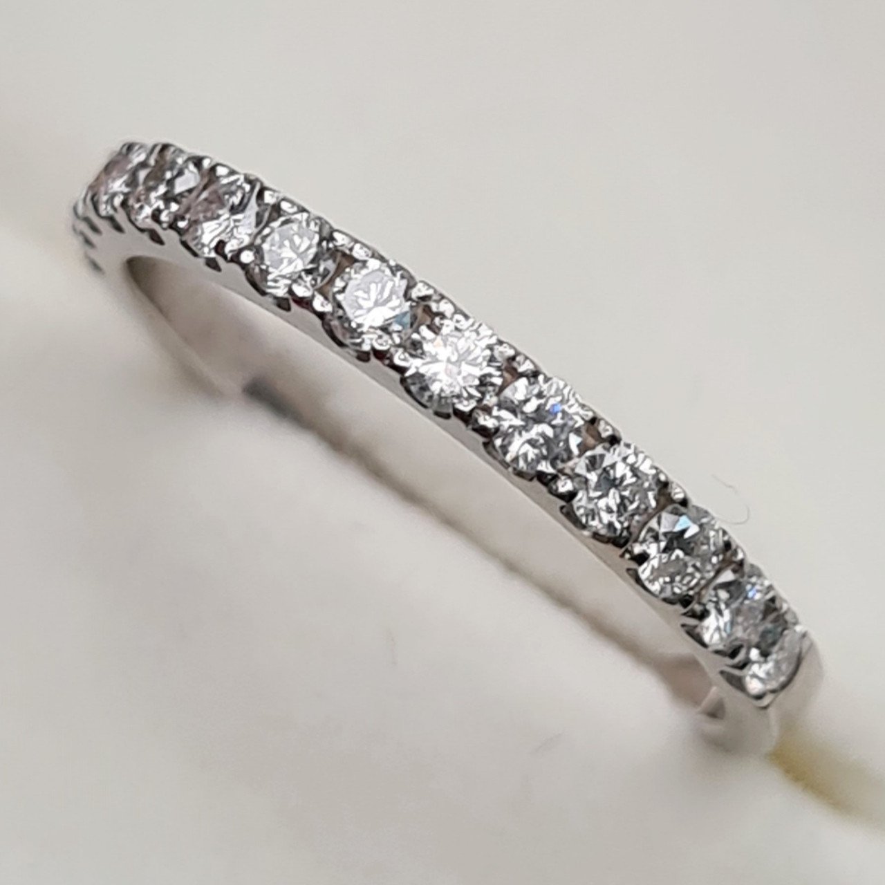 Кольцо Deimantas 99820504 16р 1,71гр 0,40ct. купить,NaN