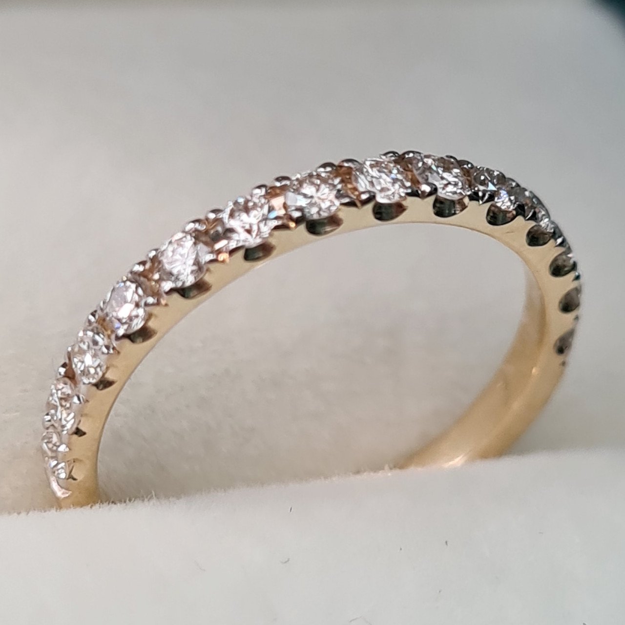 Кольцо Deimantas 99820515 16,5р 1,85гр 0,40ct. купить,NaN