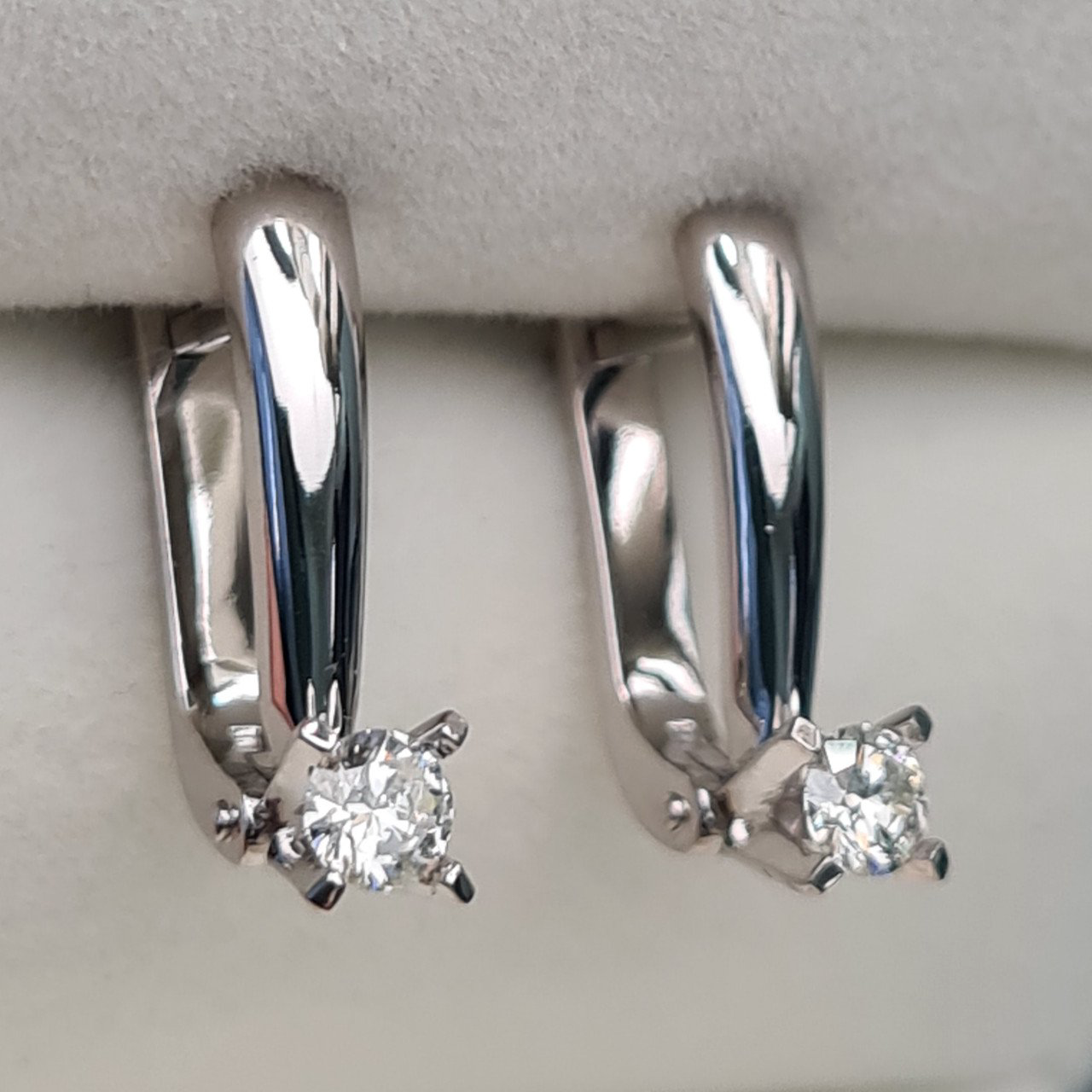 Кольцо Deimantas 99849048 3,28гр 0,24ct. купить,NaN